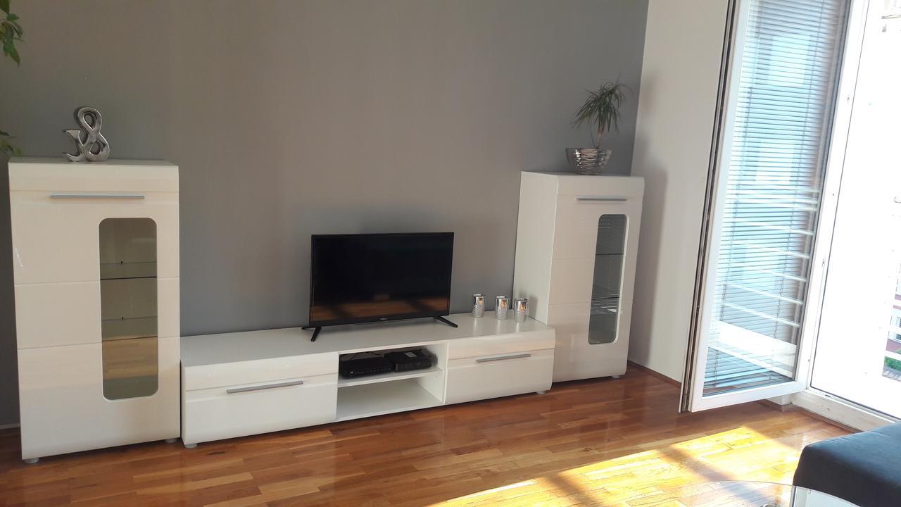 Ars Vip Apartment Novi Sad Exterior photo